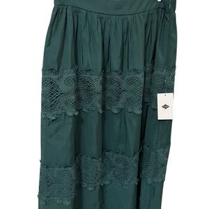 🆕Ciebon London Lace Midi Skirt